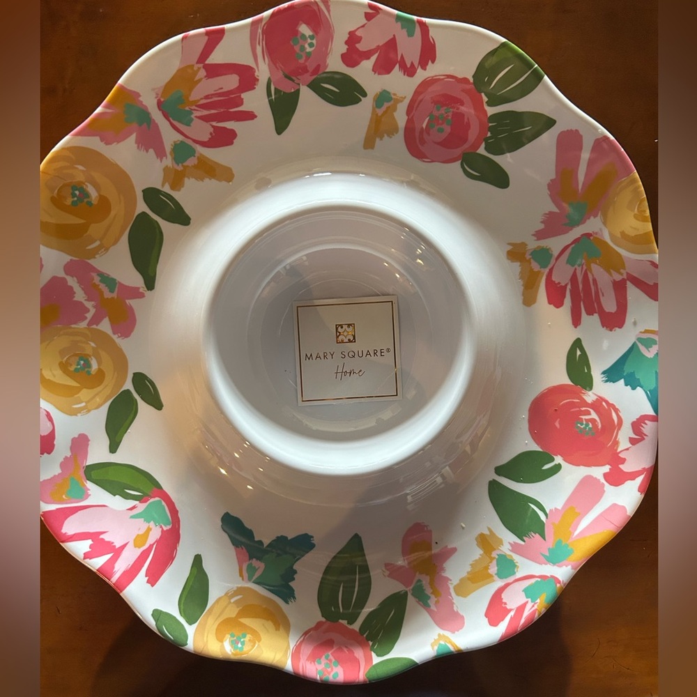 Mary Square Home Chip & Dip Bowl